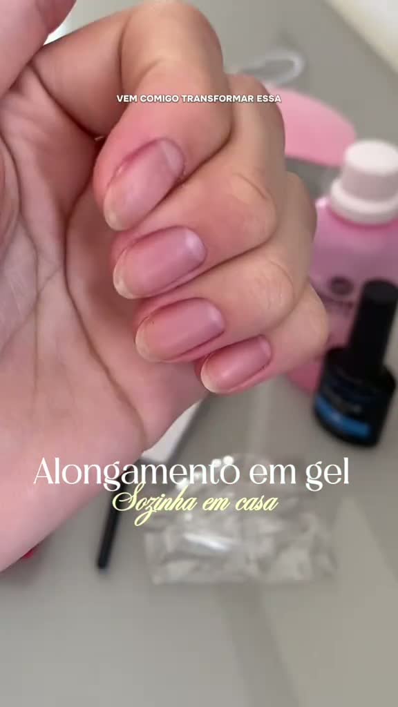 Capa da aula Alongamento em gel sozinha em casa